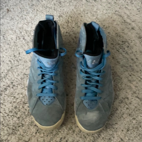 Jordan 7 “Pantone” - Picture 2 of 3